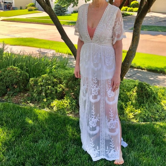 Honey Punch Dresses & Skirts - HONEY PUNCH BOHO WHITE LACE ROMPER MAXI DRESS